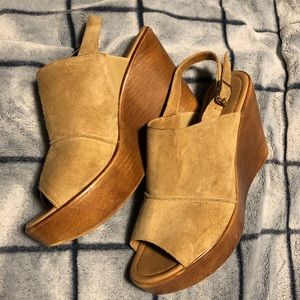 Open toe wedges. Mila Paoli made in Italy